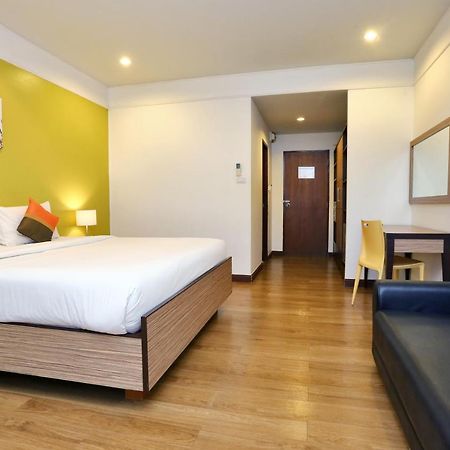 מלון Phuket Pattra Mansion By Aksara Collection מראה חיצוני תמונה